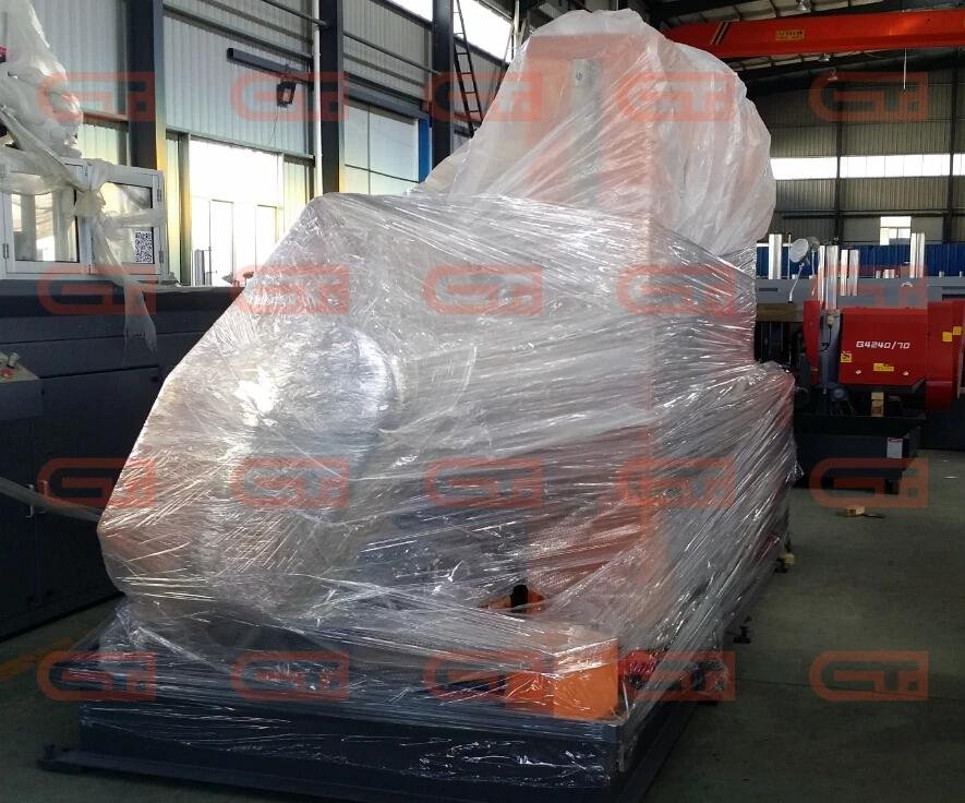 Ленточнопильный станок колонный полуавтомат IRON-CUT CH-800