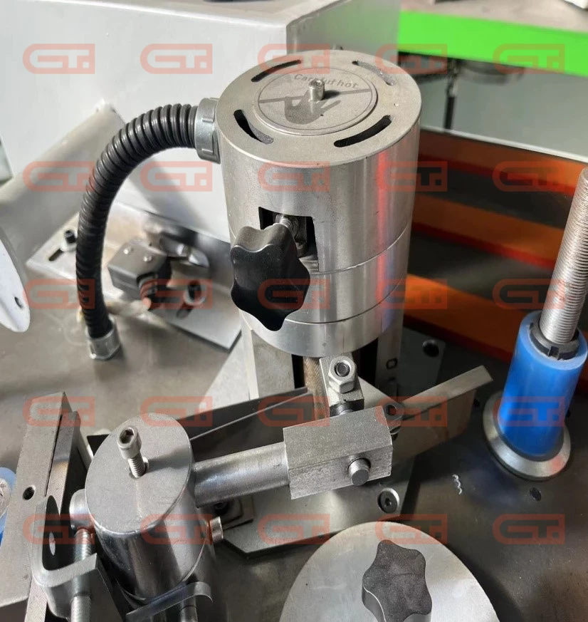 Кромкооблицовочный станок Xiking MD516A