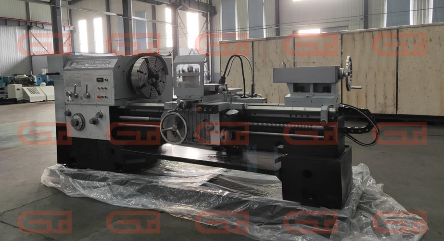 Токарный трубонарезной станок Yishui Q1319