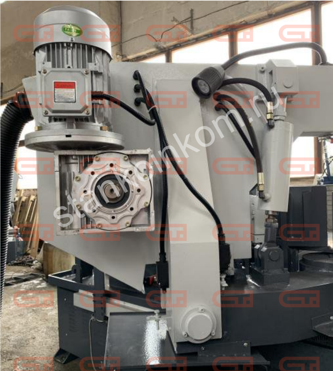 Автоматический поворотный ленточнопильный станок IRON-CUT H-360SA