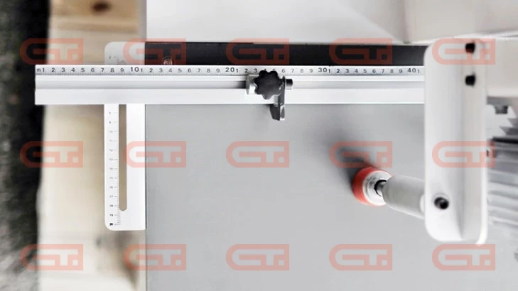 Сверлильно-присадочный станок для петель Xiking MZB7303