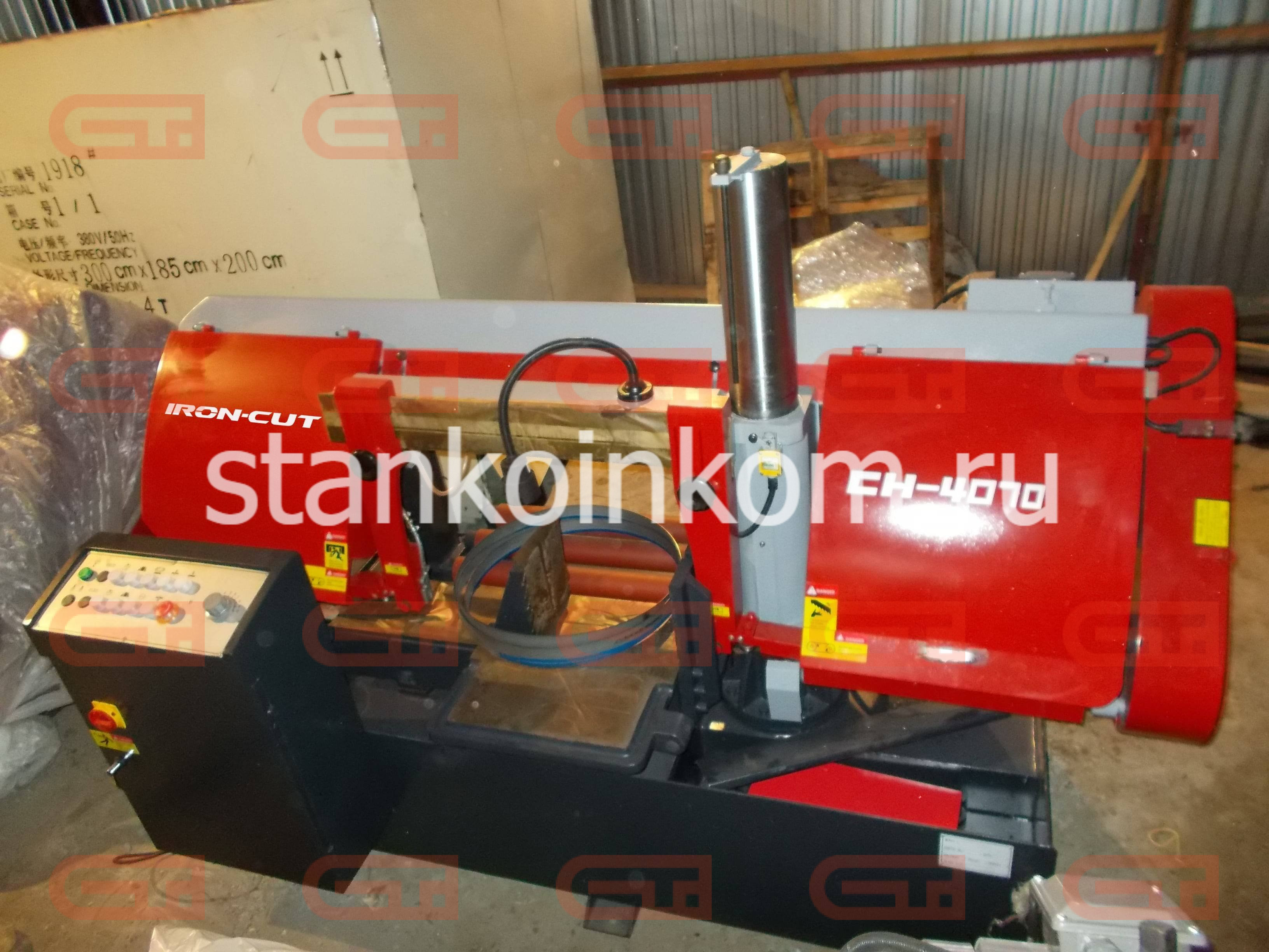 Колонный полуавтоматический ленточнопильный станок IRON-CUT CH-4070 (g4240) 