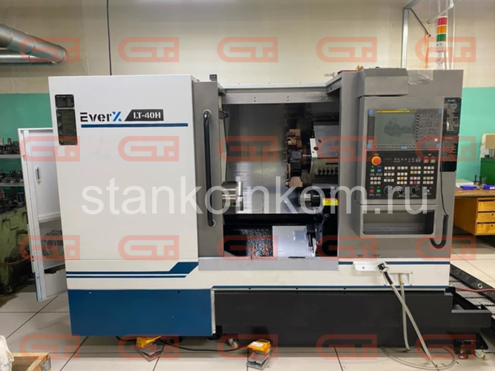 Токарный станок с приводным инструментом EverX LT-40H 