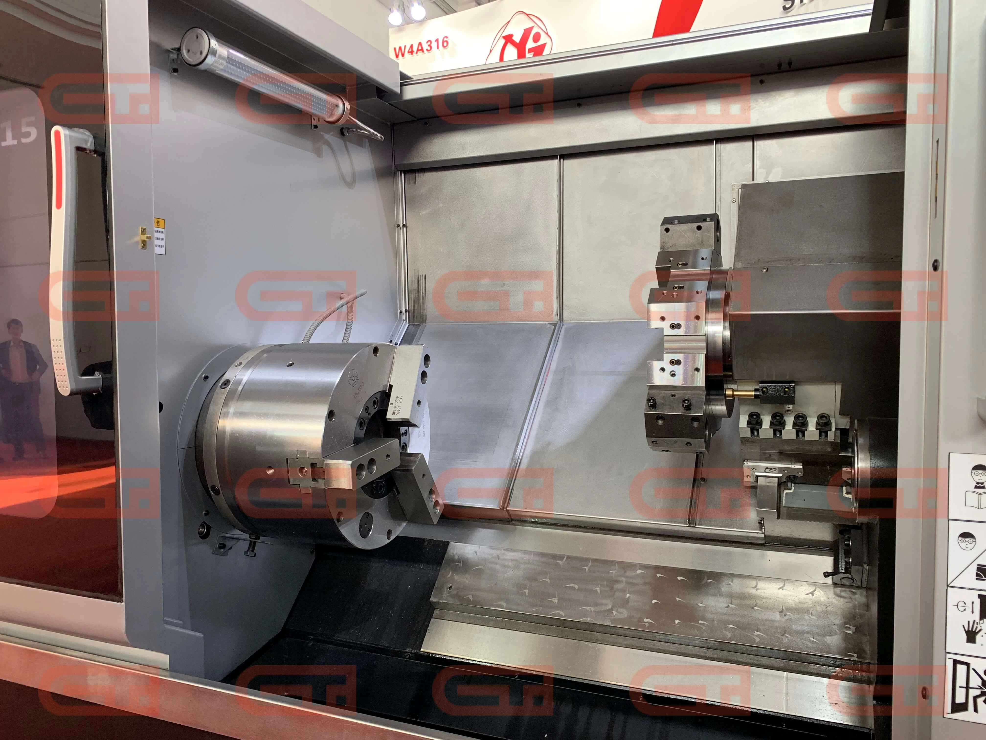 Токарный трубонарезной станок с ЧПУ с наклонной станиной Yishui YPT27